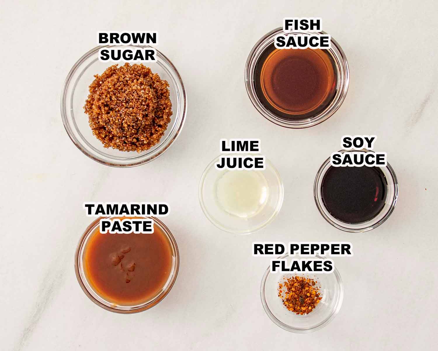 ingredients needed to make pad thai.